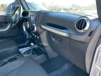 2017 Jeep Wrangler Unlimited Sahara - KEYLESS ENTRY / HEATED MIRRORS