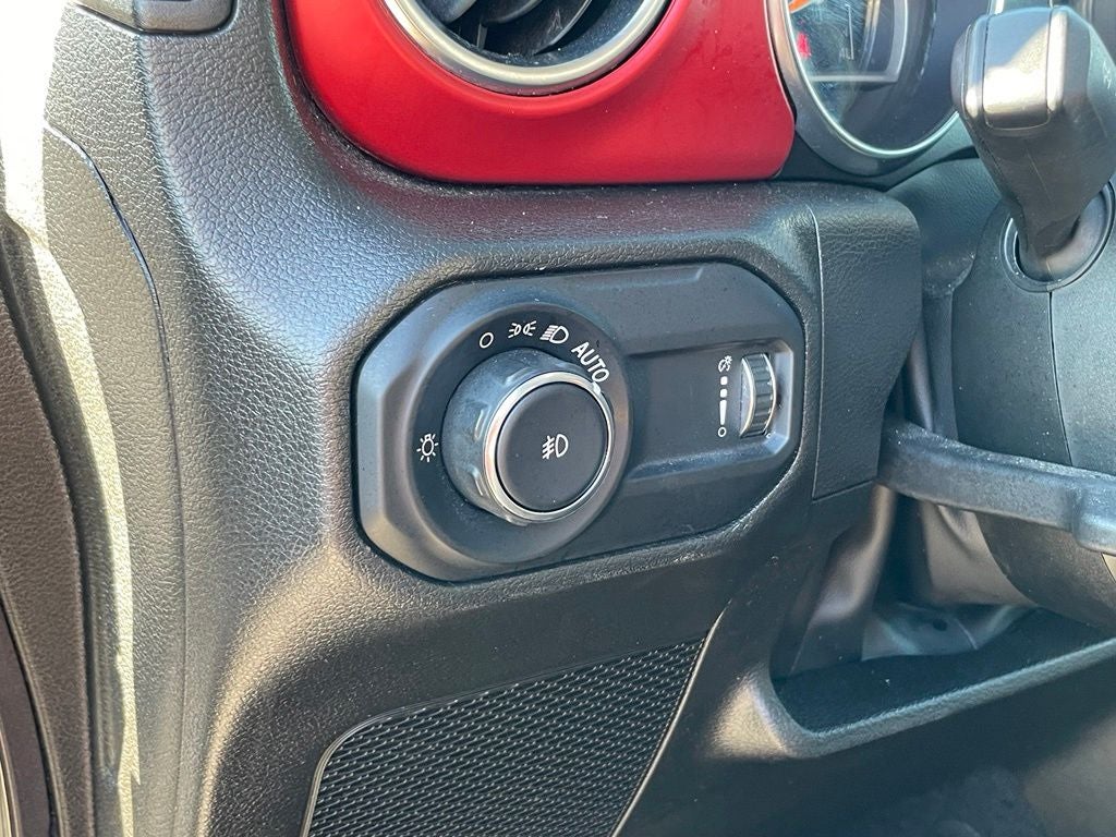 2023 Jeep Wrangler Rubicon - LOW MILES / HARD TOP / COLD WEATHER