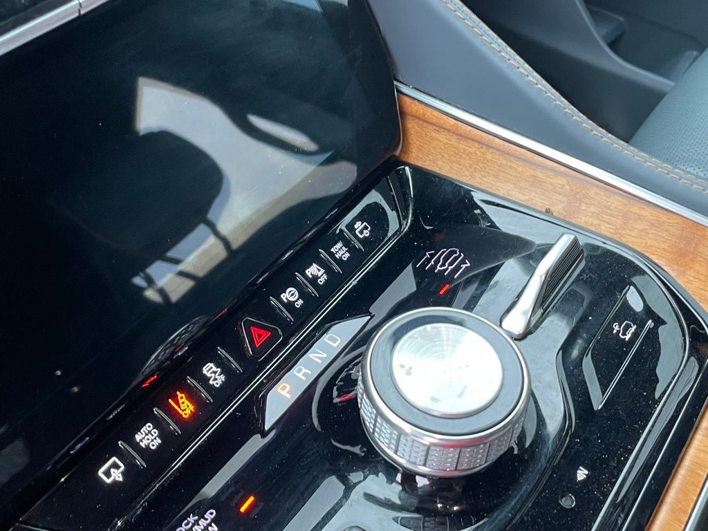 2022 Jeep Grand Wagoneer Series II