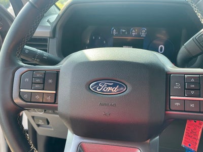 2025 Ford F-150 XLT - REAR PARKING SENSORS / 4X4