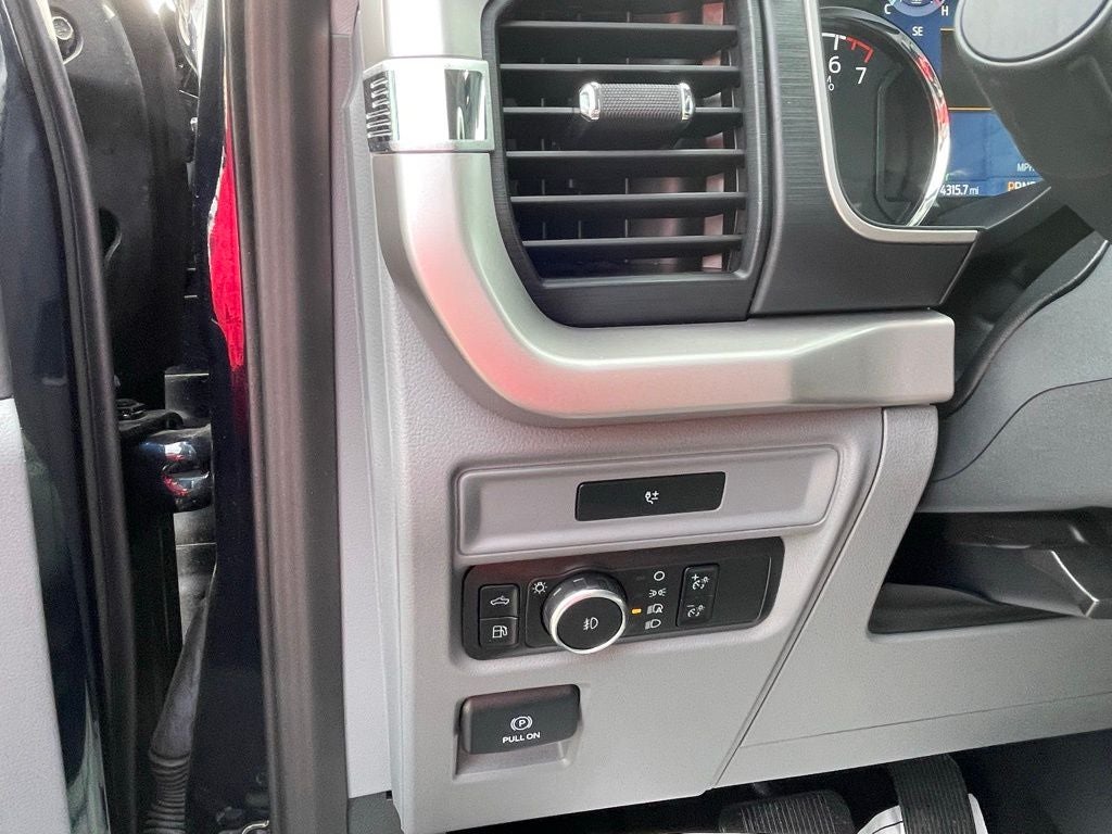 2023 Ford F-150 XLT - HYBRID / REMOTE START