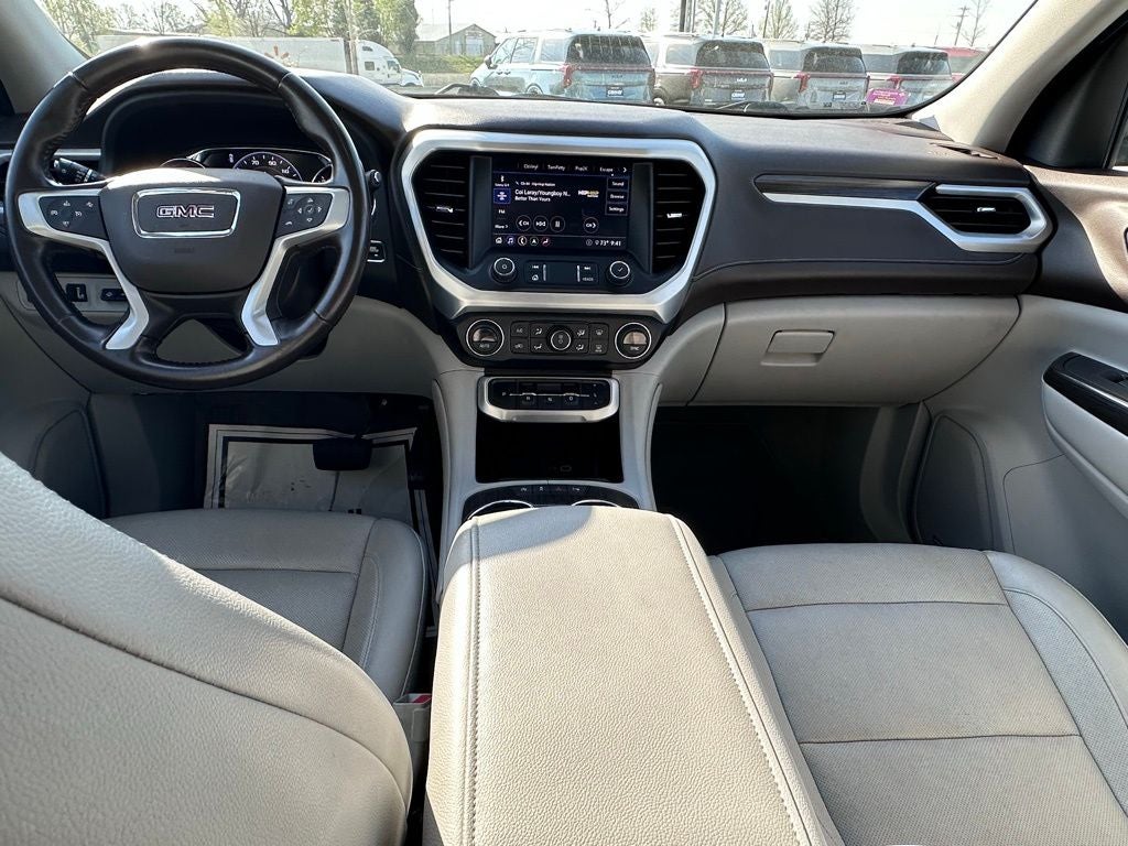 2020 GMC Acadia SLT - ONE OWNER / 7 PASSENGER