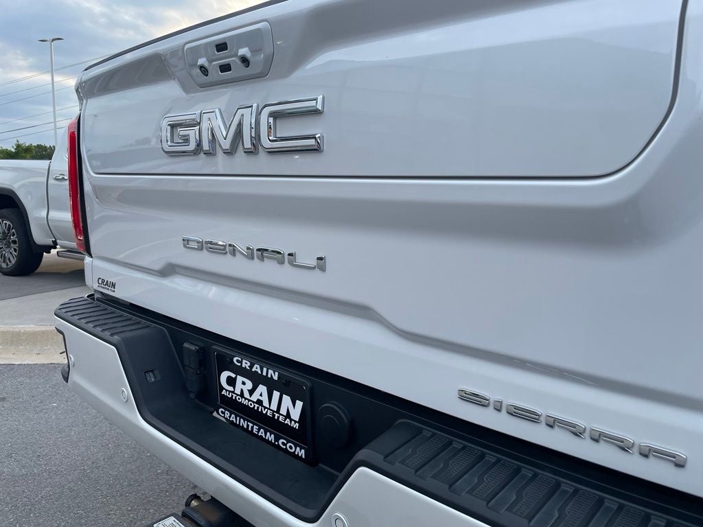 2022 GMC Sierra 2500HD Denali - 8" LIFT/ SUNDOWN AUDIO / CUSTOM HITCH