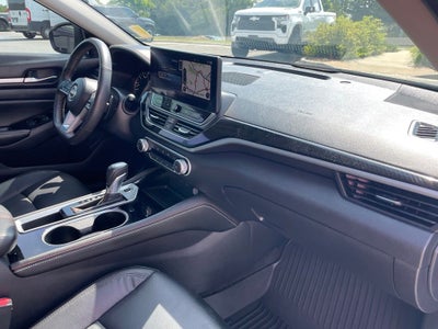2024 Nissan Altima 2.5 SR - MOONROOF / BLIND SPOT MONITOR