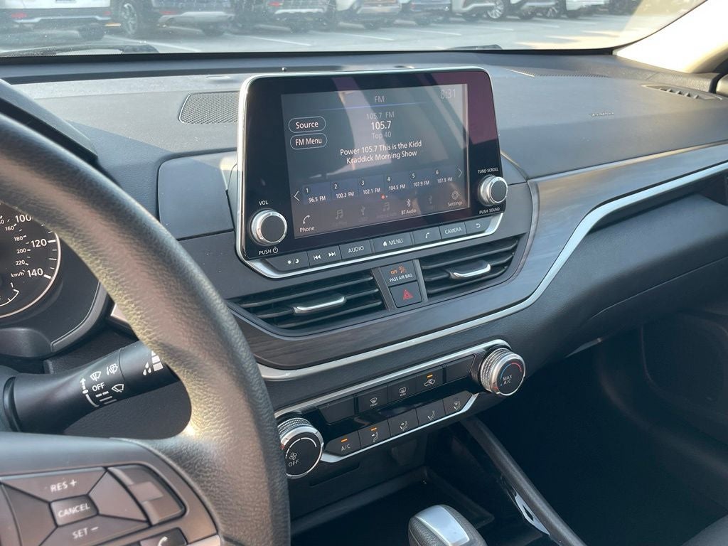2024 Nissan Altima 2.5 SV - BLIND SPOT ASSIST / APPLE CARPLAY