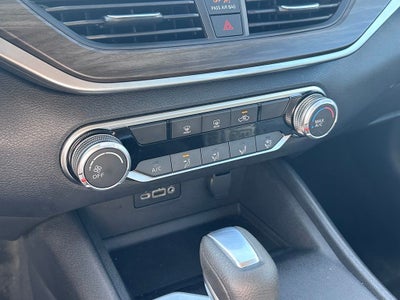 2025 Nissan Altima 2.5 SV - BLIND SPOT WARNING / KEYLESS ENTRY