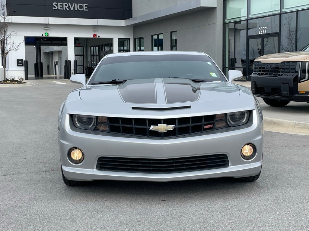 2011 Chevrolet Camaro SS 2SS - LOW MILEAGE / SUNROOF