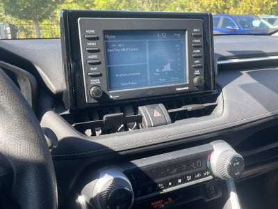 2021 Toyota RAV4 XLE - APPLE CARPLAY / AWD