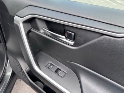 2024 Toyota RAV4 XLE - RADAR CRUISE CONTROL / WIRELESS CARPLAY