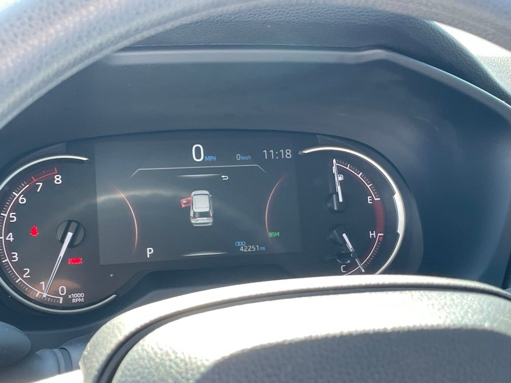 2024 Toyota RAV4 XLE - BLIND SPOT MONITOR / 7 INCH DISPLAY