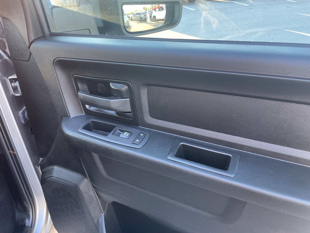 2024 RAM 2500 Tradesman - 6.7L CUMMINS / LOW MILEAGE