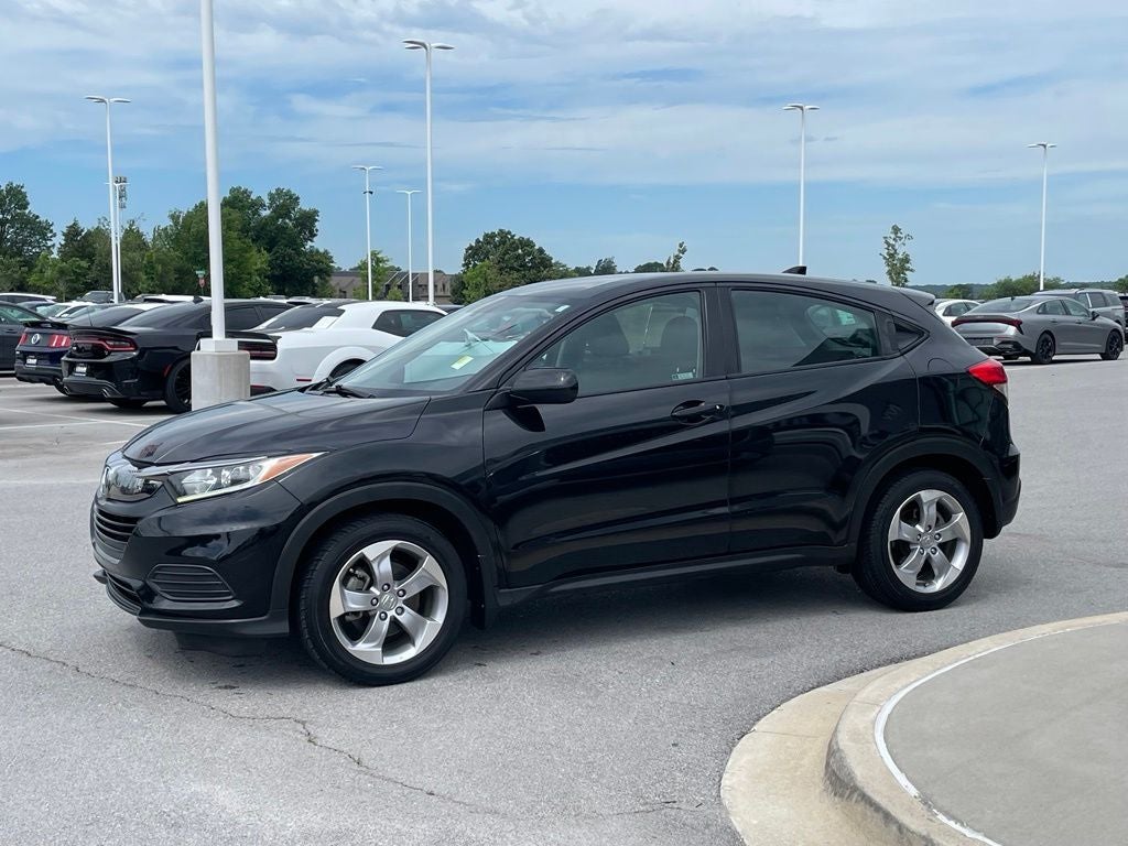 2022 Honda HR-V LX - 34 MPG / CLEAN CARFAX