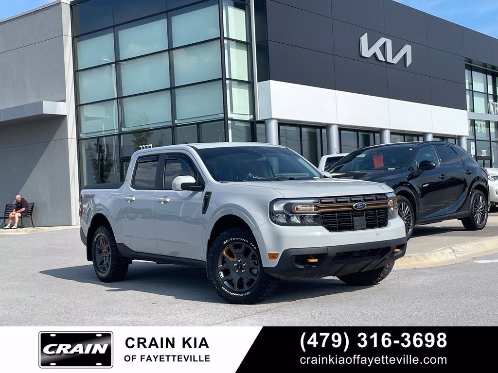 2023 Ford Maverick Lariat - TREMOR OFF-ROAD PKG / POWER MOONROOF
