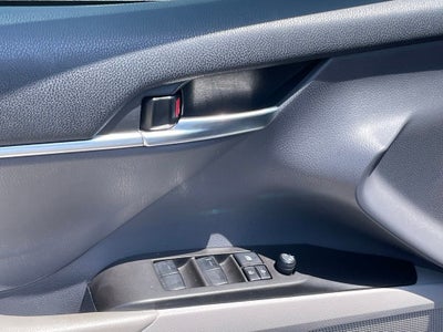 2022 Toyota Camry LE - APPLE CARPLAY / 8 WAY POWER DRIVER SEAT