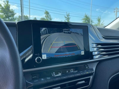 2025 Toyota Camry LE - 53 MPG / APPLE CARPLAY