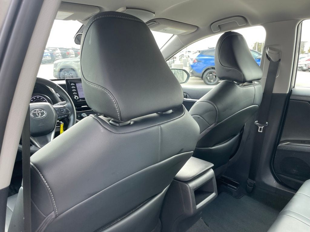 2024 Toyota Camry SE - 40 MPG / APPLE CARPLAY