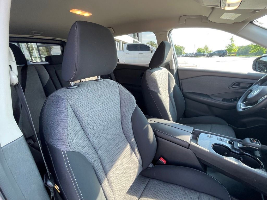 2021 Nissan Rogue S - 35 MPG / APPLE CARPLAY