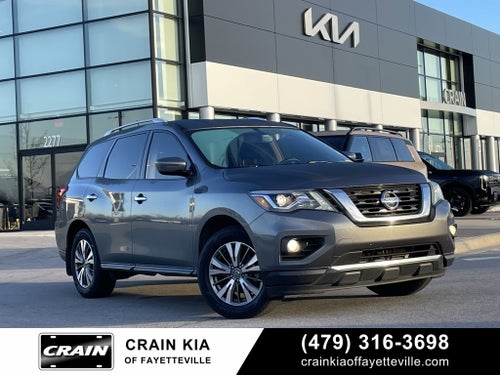 2018 Nissan Pathfinder SV
