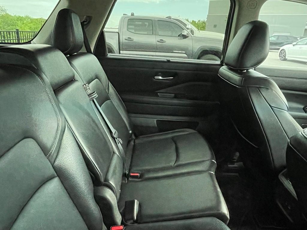 2022 Nissan Pathfinder SL - POWER LIFTGATE / INTELLIGENT CRUISE