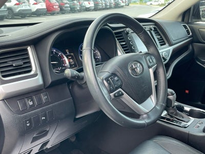 2016 Toyota Highlander Limited - VENTILATED SEATS / POWER LIFTGATE