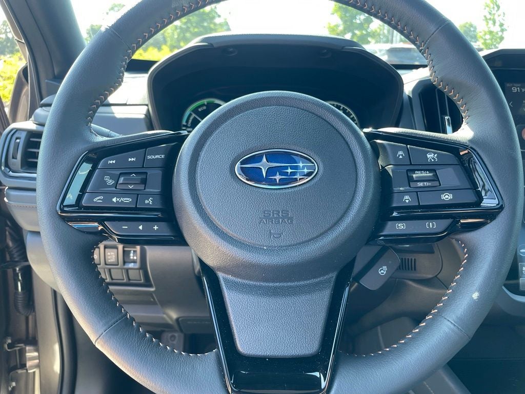 2025 Subaru Forester Hybrid Touring - POWER MOONROOF / VENTILATED SEATS