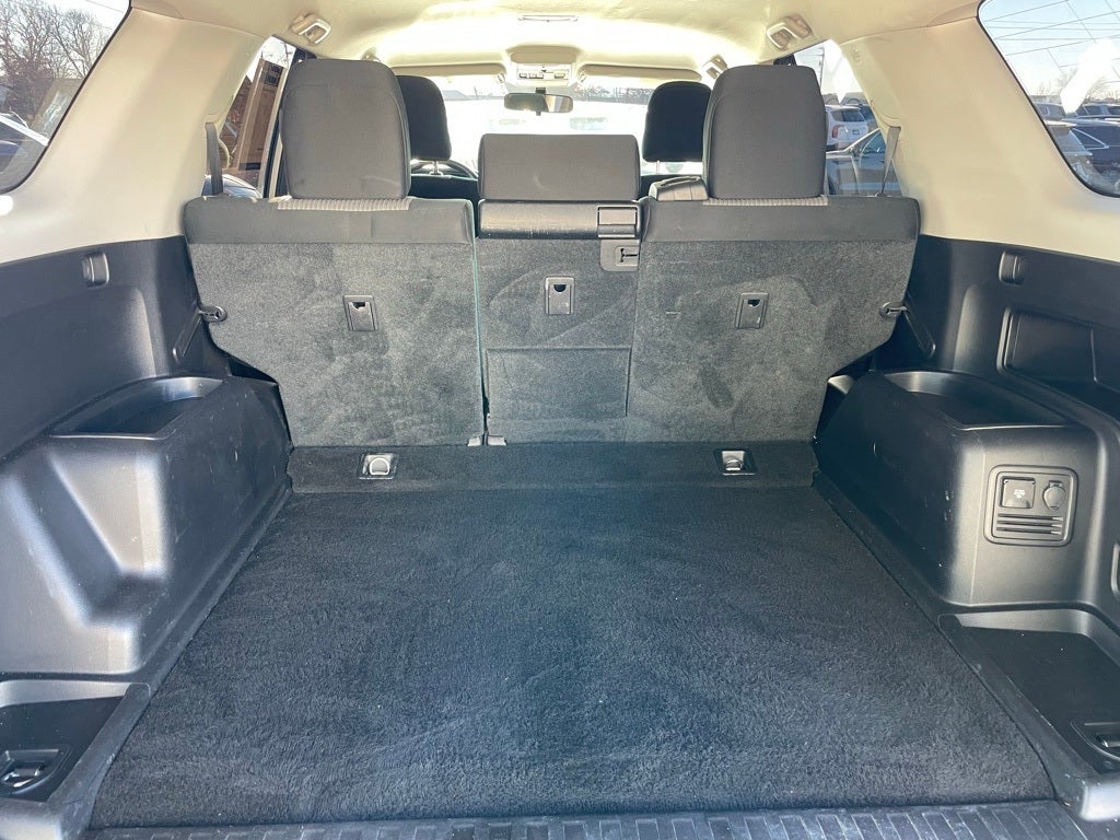 2018 Toyota 4Runner SR5 - CLEAN CARFAX / 4WD