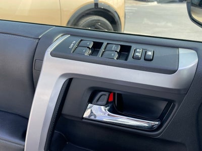 2024 Toyota 4Runner SR5 - 8 INCH TOUCHSCREEN / ANDROID AUTO