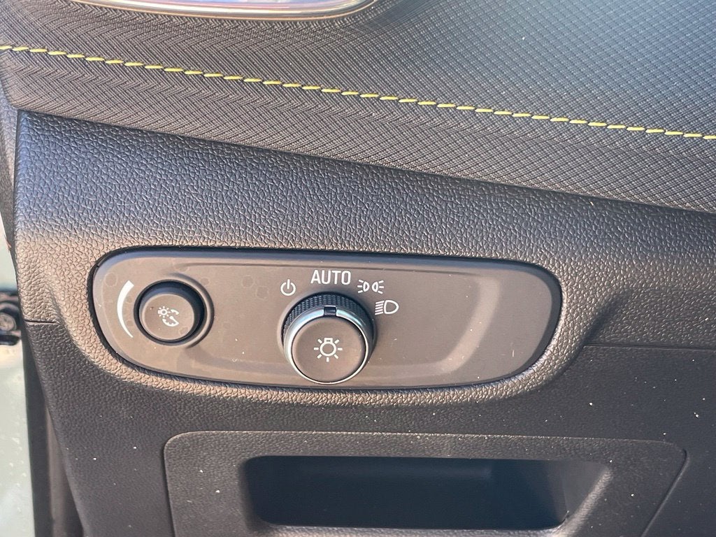 2025 Chevrolet TrailBlazer ACTIV - PANORAMIC SUNROOF / WIRELESS CARPLAY