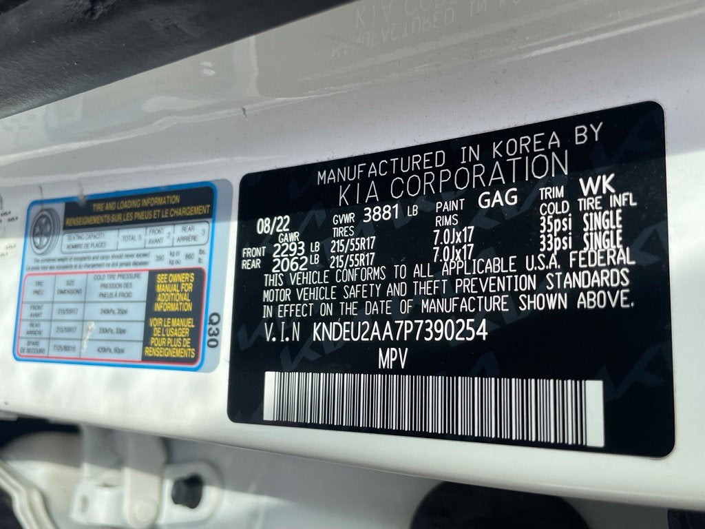 2023 Kia Seltos S - 35 MPG / APPLE CARPLAY