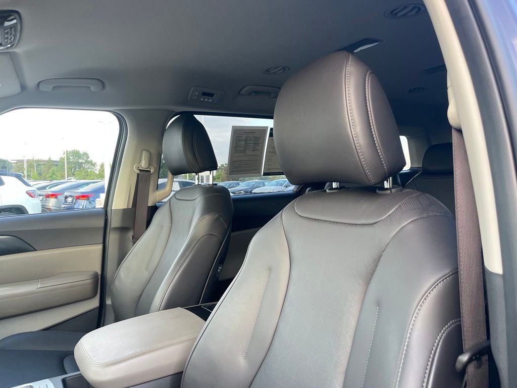 2026 Kia Carnival Hybrid LXS - KIA CERTIFIED / APPLE CARPLAY
