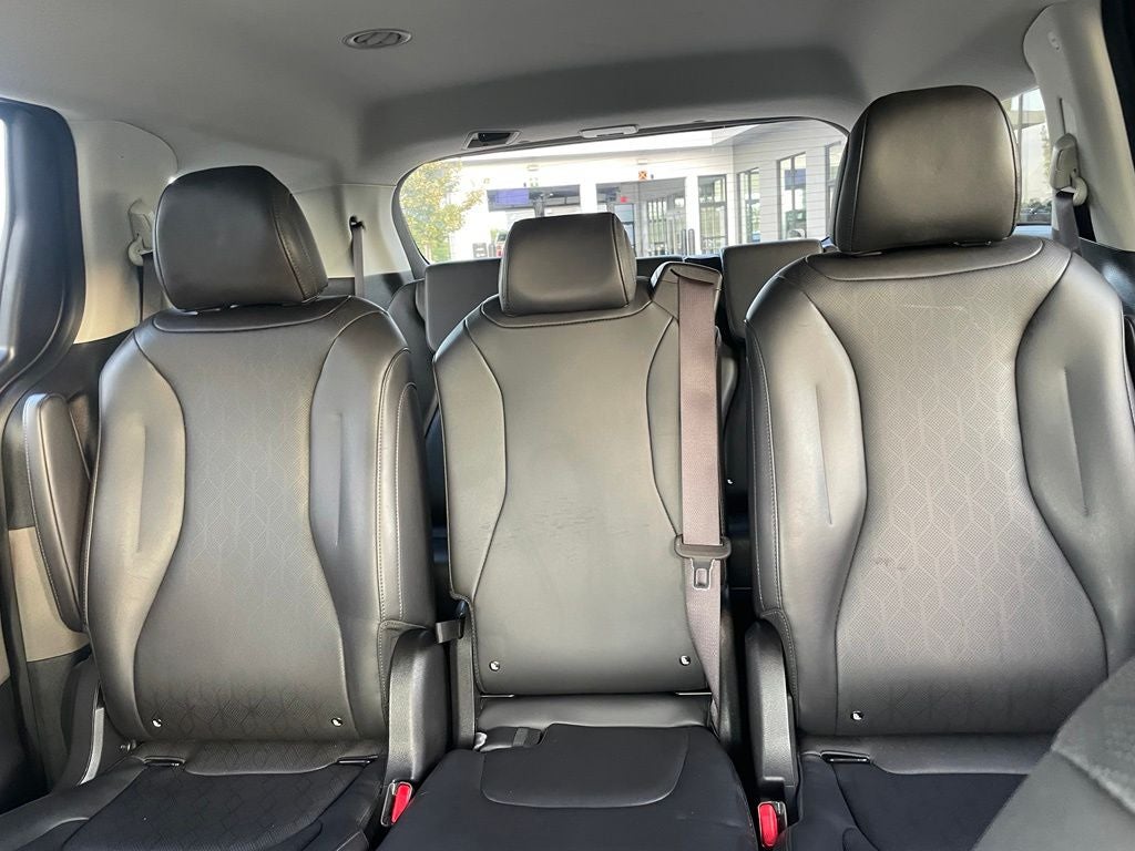 2026 Kia Carnival Hybrid LXS - KIA CERTIFIED / APPLE CARPLAY