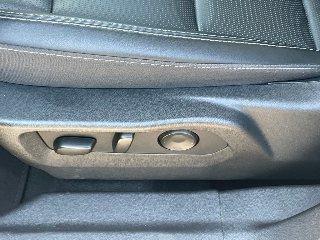 2024 Buick Envision Preferred - APPLE CARPLAY / HEAD-UP DISPLAY