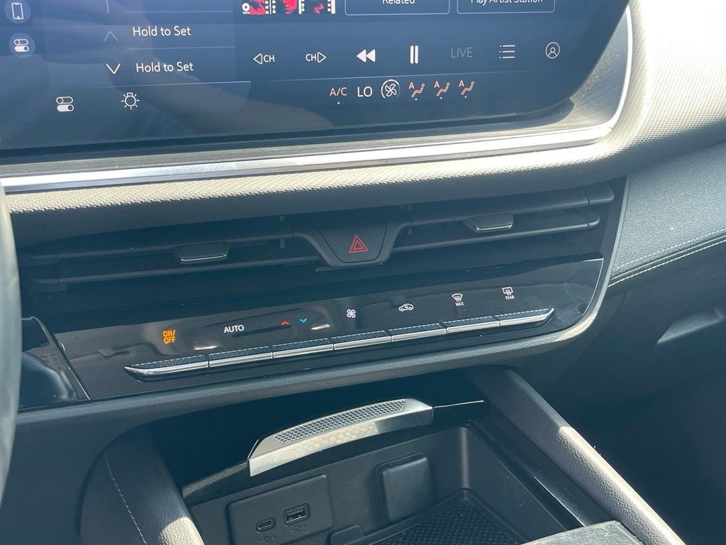 2024 Buick Envision Preferred - BOSE PREMIUM SOUND / HEAD-UP DISPLAY