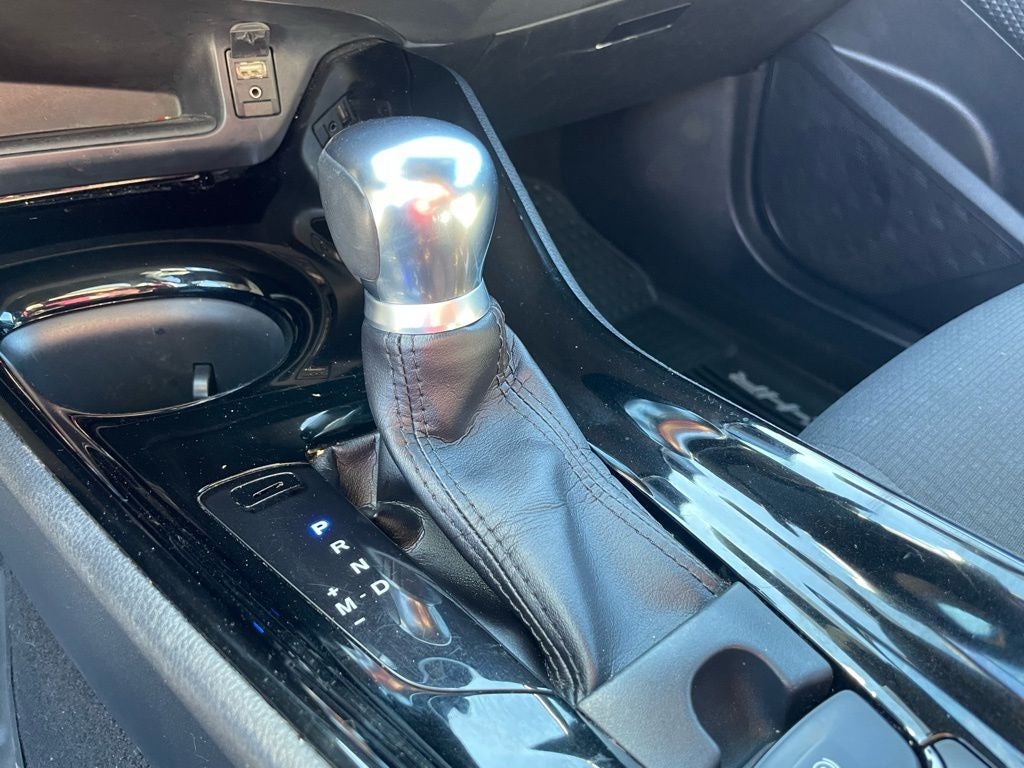 2019 Toyota C-HR XLE - BLIND SPOT MONITOR / 31 MPG