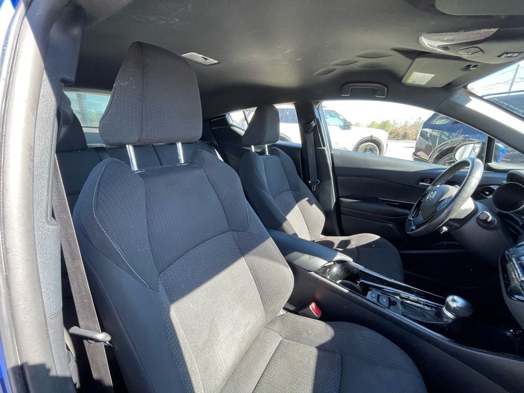 2019 Toyota C-HR XLE - BLIND SPOT MONITOR / 31 MPG
