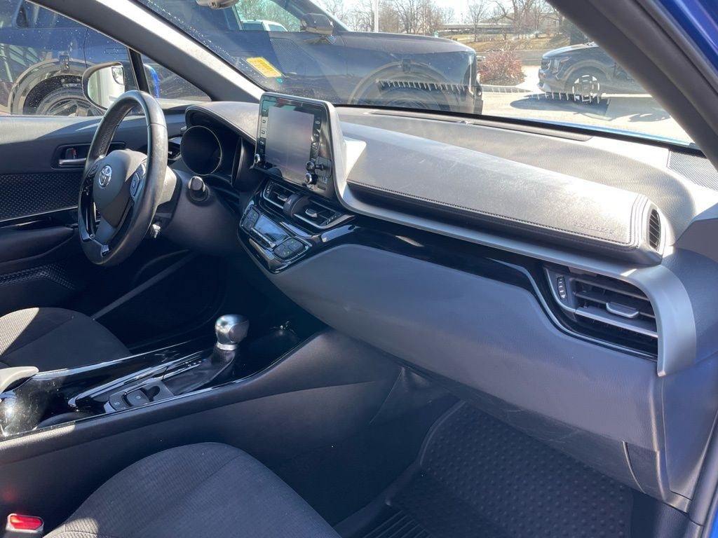 2019 Toyota C-HR XLE - BLIND SPOT MONITOR / 31 MPG