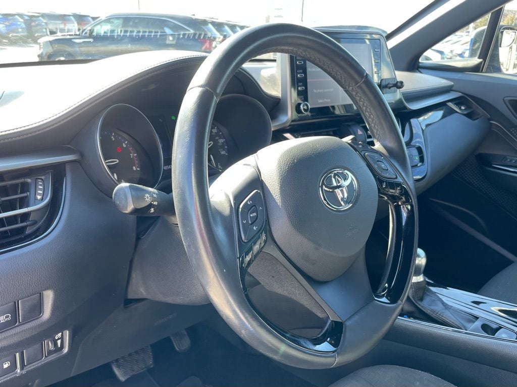 2019 Toyota C-HR XLE - BLIND SPOT MONITOR / 31 MPG