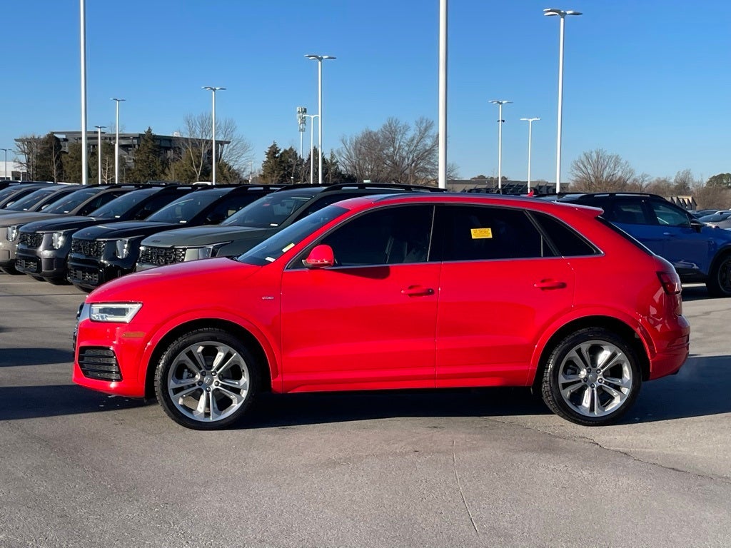 2018 Audi Q3 2.0T Premium Plus quattro - PANORAMIC SUNROOF / CD PLAYER