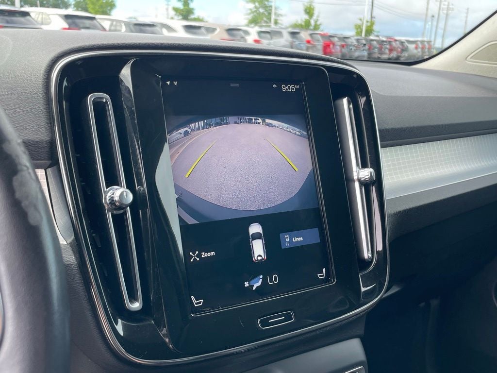2020 Volvo XC40 Momentum - POWER TAILGATE / MEMORY SEATS