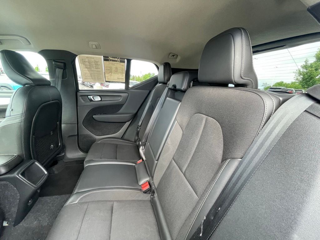 2020 Volvo XC40 Momentum - POWER TAILGATE / MEMORY SEATS