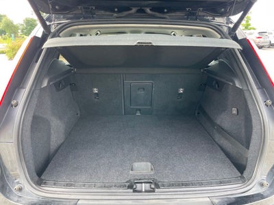 2020 Volvo XC40 Momentum - POWER TAILGATE / MEMORY SEATS