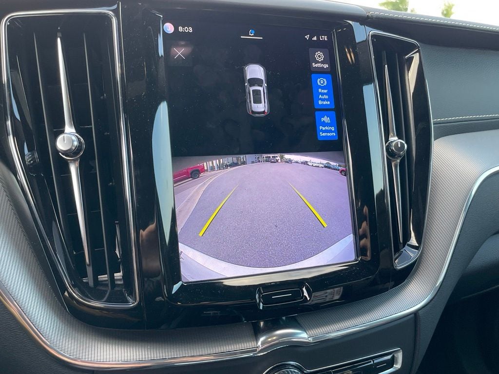 2022 Volvo XC60 B5 R-Design - NAVIGATION / POWER MOONROOF