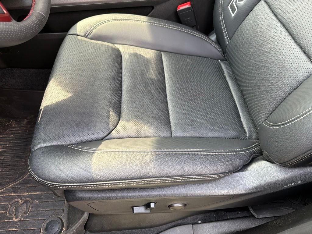 2026 RAM 1500 Rebel Bucket Seats, Tech Pkg, Pano Roof, Rebel Level 2