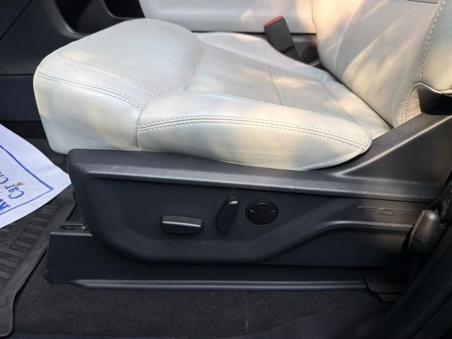 2025 Ford Expedition Platinum CARFAX 1-OWNER