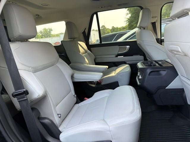 2025 Ford Expedition Platinum CARFAX 1-OWNER