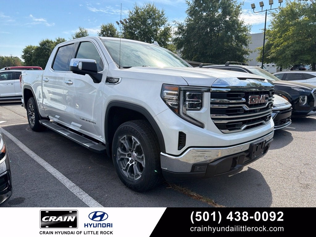 2023 GMC Sierra 1500 SLT Clean CarFax, One Owner, Leather