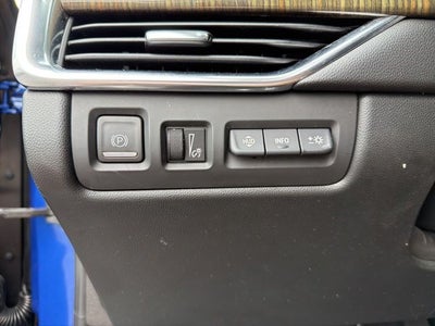 2021 Cadillac XT4 Premium Luxury