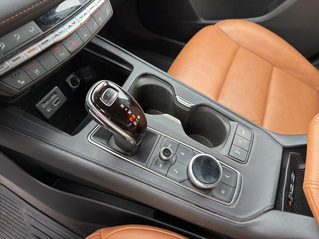 2021 Cadillac XT4 Premium Luxury