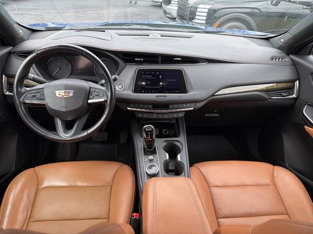 2021 Cadillac XT4 Premium Luxury