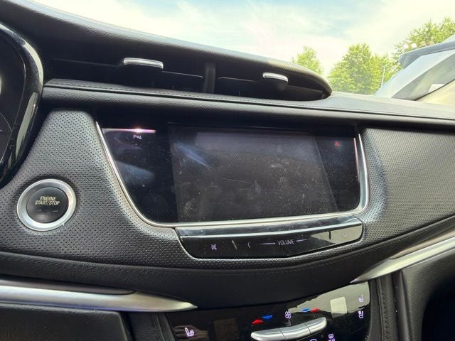 2018 Cadillac XT5 Premium Luxury